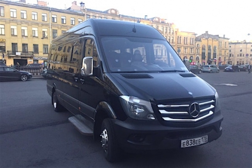 Вип такси на автобусе Мерседес Спринтер vip в Санкт-Петербурге